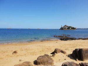 La plage la plus paradisiaque du monde se cache en france